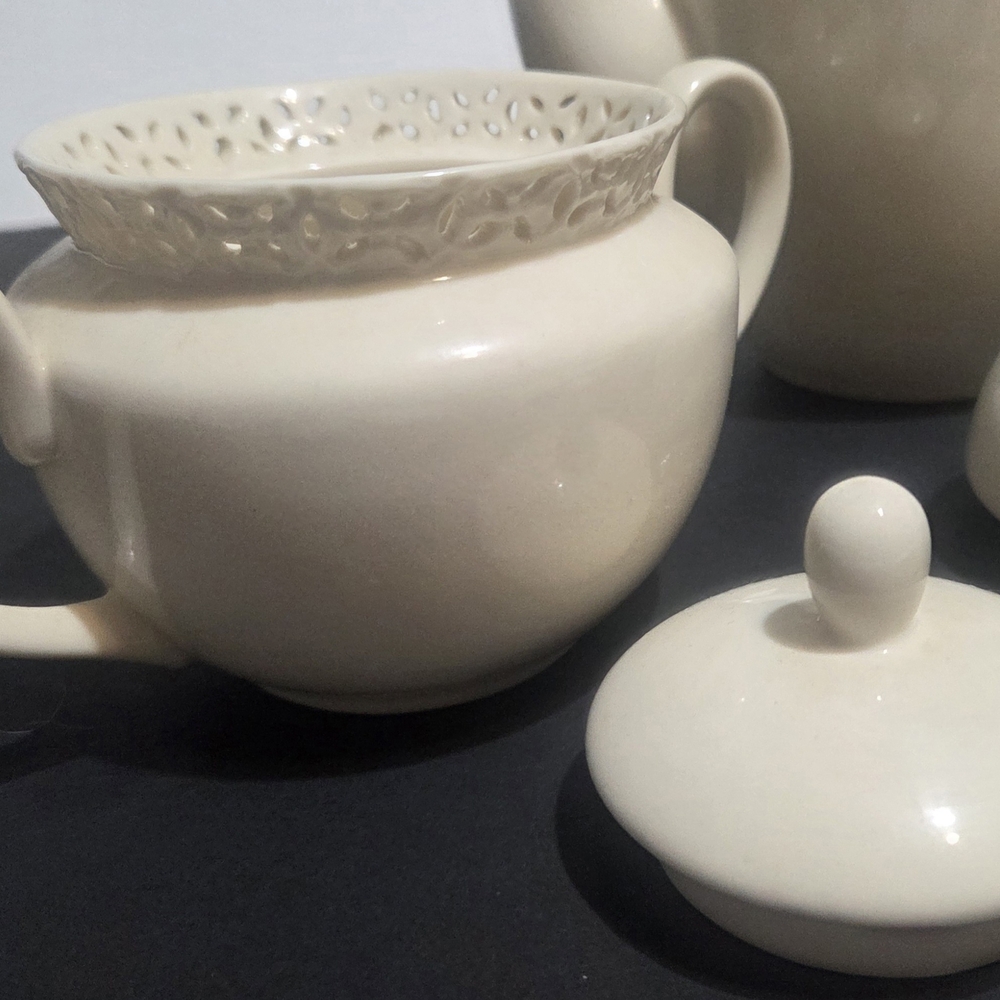 Cream Ceramic Tea Set with Teapot, Sugar Bowl & Creamer - Picture 5 of 8